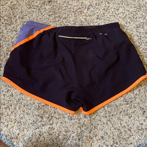 Nike Running Shorts - Picture 2 of 5